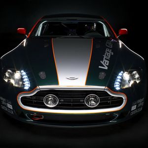 Превью обои aston martin, v8, vantage, 2009, зеленый, вид спереди, авто, астон мартин, спорт