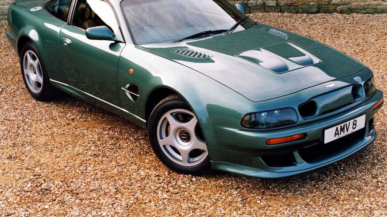 Обои aston martin, v8, vantage, 1999, зеленый, вид сбоку, авто, астон мартин