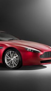 Превью обои aston martin, v8, vantage, 2008, красный, вид сбоку, астон мартин, стиль