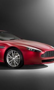 Превью обои aston martin, v8, vantage, 2008, красный, вид сбоку, астон мартин, стиль