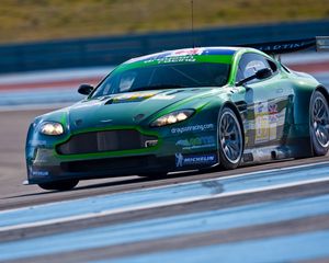 Превью обои aston martin, v8, vantage, 2009, зеленый, вид спереди, авто, астон мартин, спорт