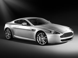 Превью обои aston martin, v8, vantage, 2008, серебряный, вид сбоку, астон мартин, стиль