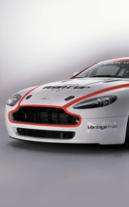 Превью обои aston martin, v8, vantage, 2008, белый, вид спереди, стиль, астон мартин, спорт