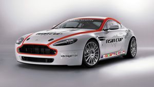 Превью обои aston martin, v8, vantage, 2008, белый, вид спереди, стиль, астон мартин, спорт