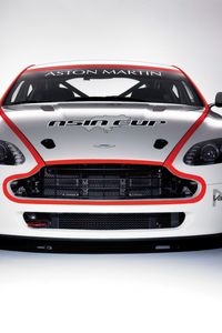 Превью обои aston martin, v8, vantage, белый, вид спереди, стиль, астон мартин, авто