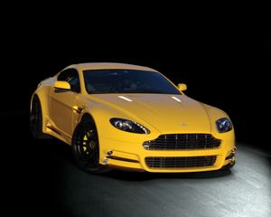 Превью обои aston martin, v8, vantage, желтый, вид спереди, авто, астон мартин, стиль