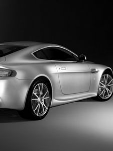 Превью обои aston martin, v8, vantage, 2008, серебряный, вид сбоку, стиль, авто, астон мартин