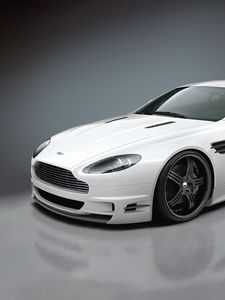 Превью обои aston martin, v8, vantage, 2008, белый, вид сбоку, стиль, отражение, астон мартин