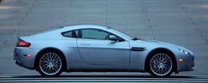 Превью обои aston martin, v8, vantage, 2008, голубой, вид сбоку, авто, астон мартин