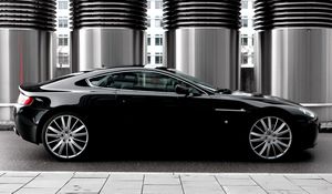 Превью обои aston martin, v8, vantage, 2007, черный, вид сбоку, стиль