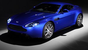 Превью обои aston martin, v8, vantage, 2011, синий, вид сбоку, стиль, авто