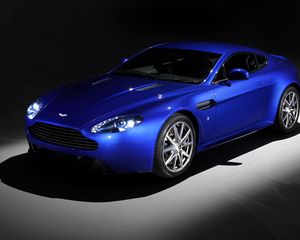 Превью обои aston martin, v8, vantage, 2011, синий, вид сбоку, стиль, авто