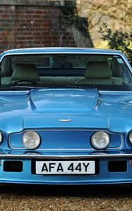 Превью обои aston martin, v8, vantage, 1977, голубой, вид спереди, авто, астон мартин