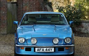 Превью обои aston martin, v8, vantage, 1977, голубой, вид спереди, авто, астон мартин