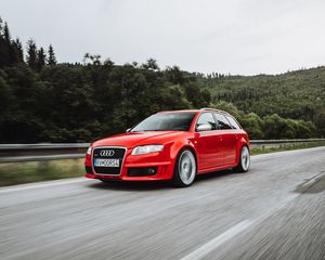 Превью обои audi a4 allroad quattro, audi, автомобиль, вид сбоку, движение