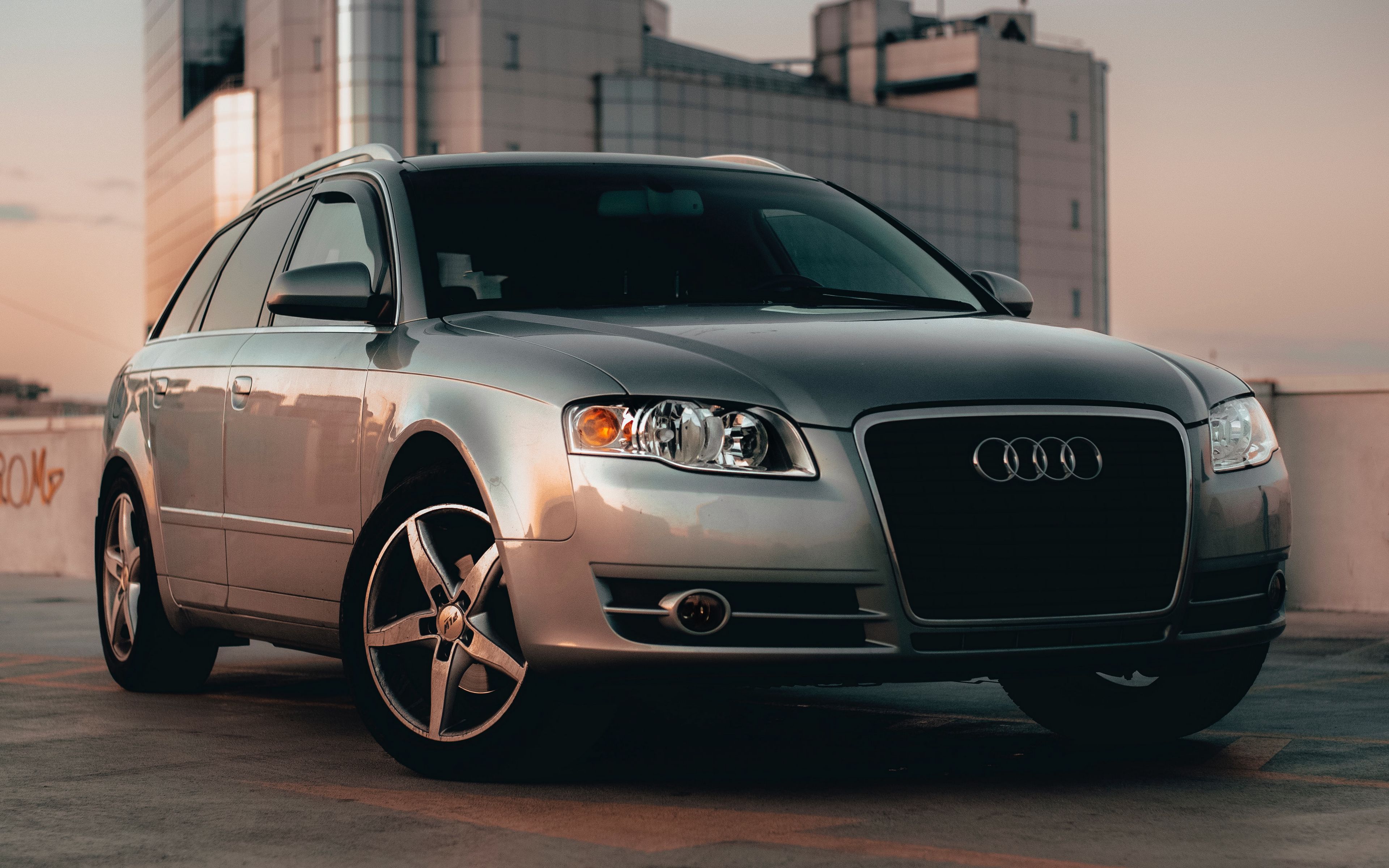 А6 ц5. Audi a6 перевозчик. Audi Allroad обои. Ауди а6 рисунок. Машина Ауди джип.