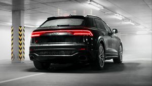 Превью обои audi q8, audi, автомобиль, внедорожник, черный, вид сзади