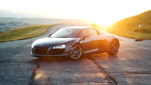 Превью обои audi r8, audi, спорткар, черный, дорога, солнечный свет