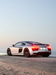 Превью обои audi, r8, вид сзади, дорога