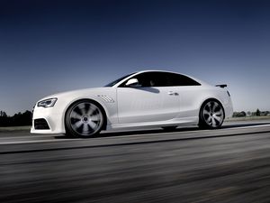 Превью обои audi, rs5, вид сбоку, белый