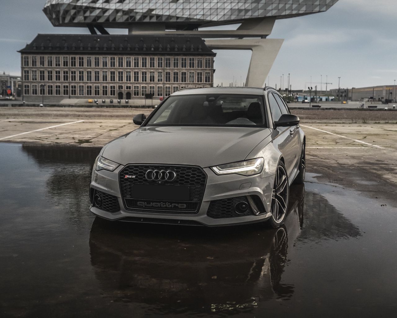 Скачать 1280x1024 audi rs6, audi, автомобиль, серый, вид спереди обои,  картинки стандарт 5:4