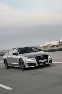 Превью обои audi s8, audi, автомобиль, серый, скорость, дорога