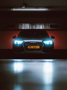 Превью обои audi, вид спереди, фары, свет