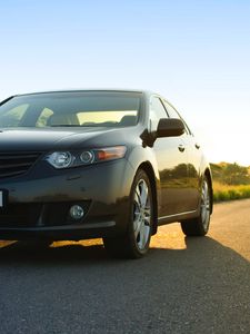 Превью обои авто, вид сбоку, солнечный свет