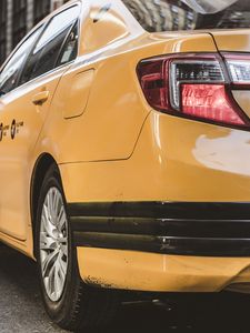 Превью обои авто, вид сзади, фара, бампер