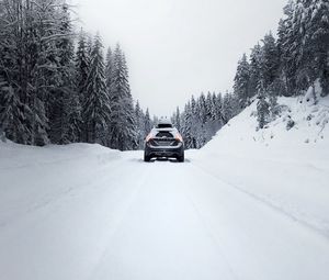 Превью обои автомобиль, дорога, снег, зима