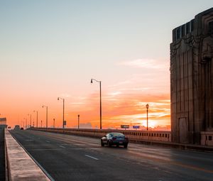 Превью обои автомобиль, движение, мост, закат, кливленд, огайо, сша