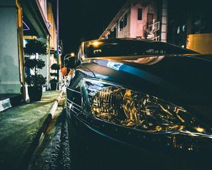 Превью обои автомобиль, фара, вечер