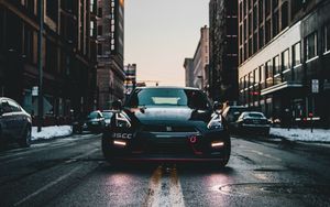 Превью обои автомобиль, город, улица, вид спереди