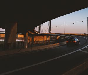 Превью обои автомобиль, мост, дорога, город