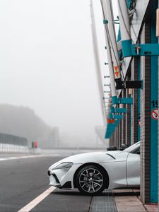 Превью обои автомобиль, спорткар, белый, трек