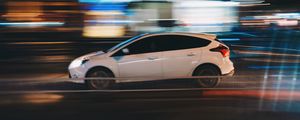 Превью обои автомобиль, вид сбоку, ночь, скорость