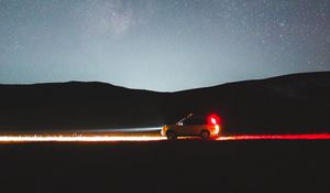 Превью обои автомобиль, звездное небо, ночь, темный