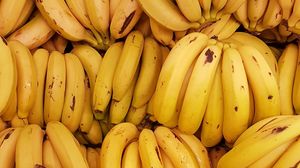 Превью обои бананы, фрукты, желтый, грозди