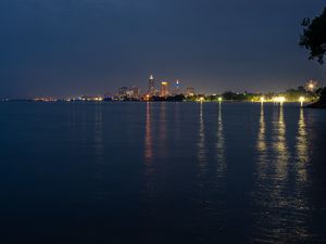 Превью обои башни, огни, здания, река, город