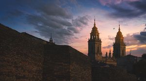Превью обои башни, здания, архитектура, вечер
