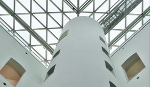 Превью обои башня, архитектура, линии, окна