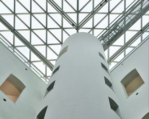 Превью обои башня, архитектура, линии, окна