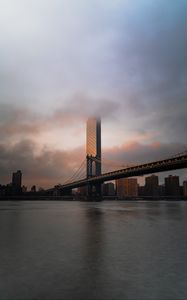 Превью обои башня, мост, здания, архитектура, город, побережье