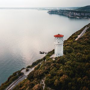 Превью обои башня, здание, вода, скалы