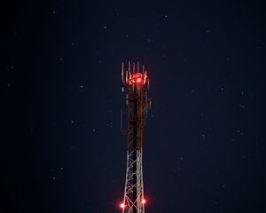 Превью обои башня, звездное небо, подсветка, освещение, ночь