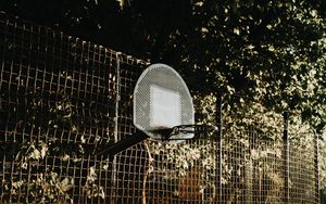 Превью обои баскетбол, баскетбольный щит, сетка, деревья