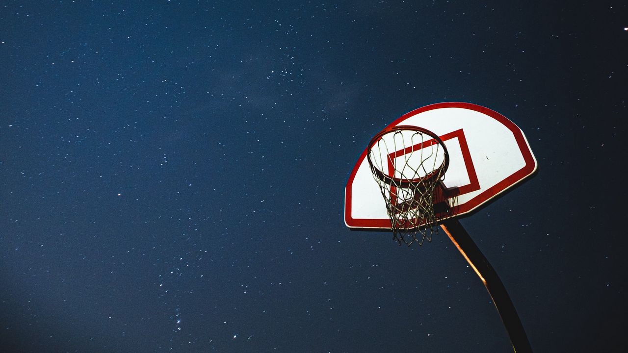 Обои баскетбол, баскетбольный щит, сетка, ночь, звезды