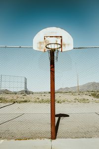 Превью обои баскетбольная площадка, старый, сетка, забор