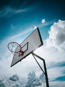 Превью обои баскетбольное кольцо, баскетбол, спорт, облака, солнце