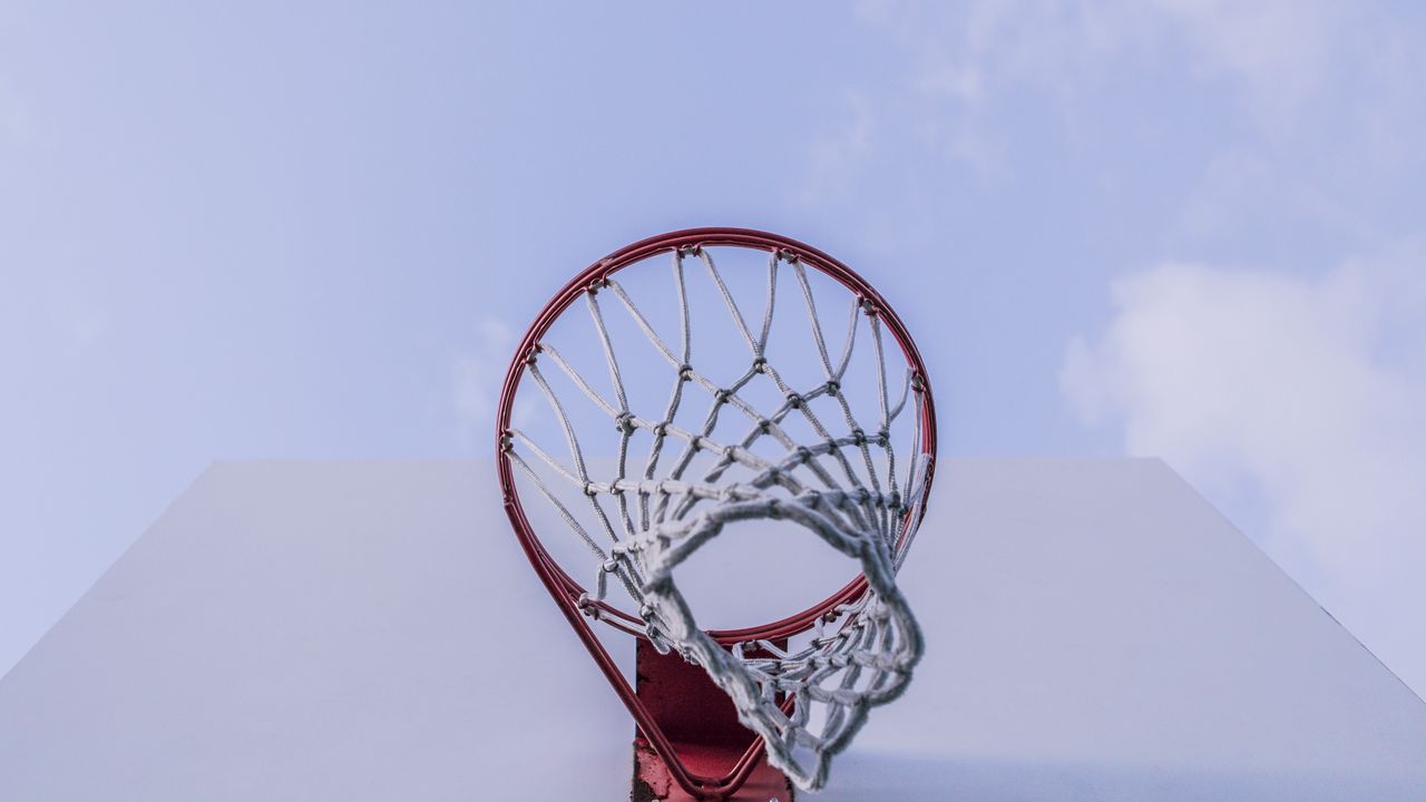 Обои баскетбольное кольцо, баскетбол, спорт, небо